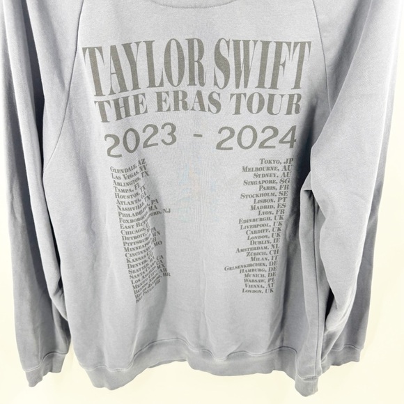 ✅ Taylor Swift The Eras Tour Official Merch Blue Navy Hoodie Sweatshirt Large - Picture 4 of 7